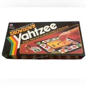 Vintage 1991 Milton Bradley Showdown Yahtzee